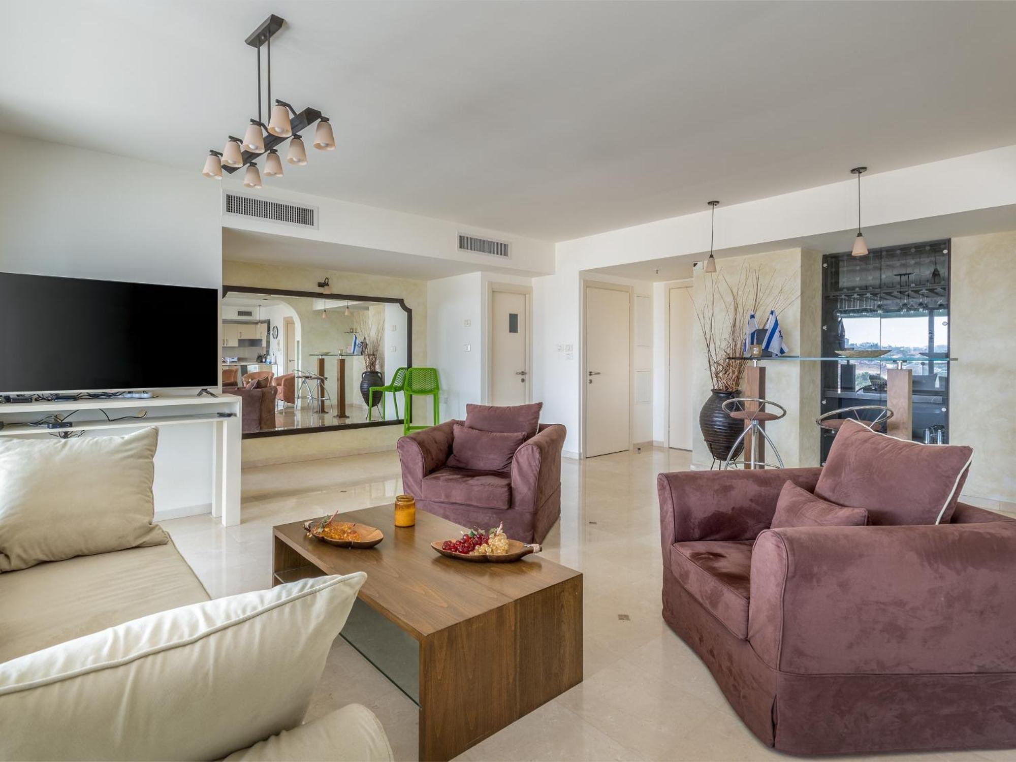 Front Of Beach Next Ritz Hotel - 3 Bedroom& 3 Bathroom Herzelia 객실 사진